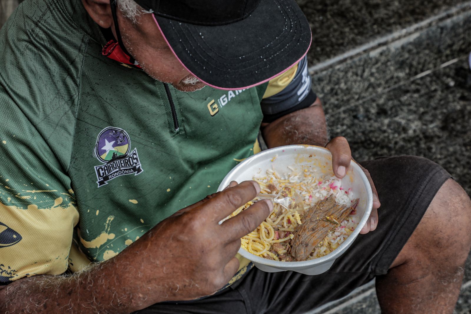 Ação do município já distribuiu mais de 60 mil refeições 